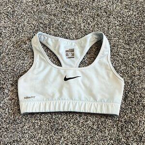 Nike Women's Teel Sports Bra